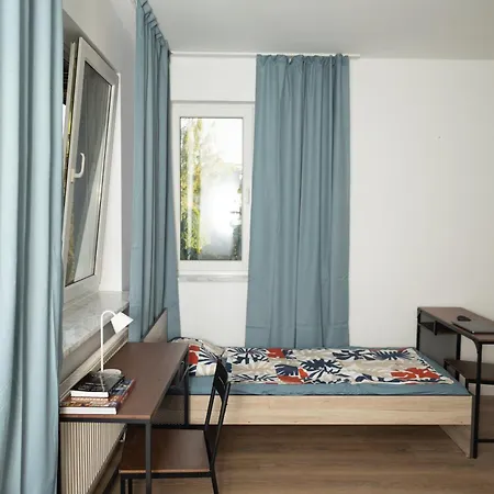 Murano Ursynow Hostal *